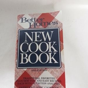 10th Edition Better Homes and Garden Paperback Cookbook